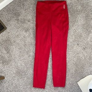 Barry’s lululemon leggings